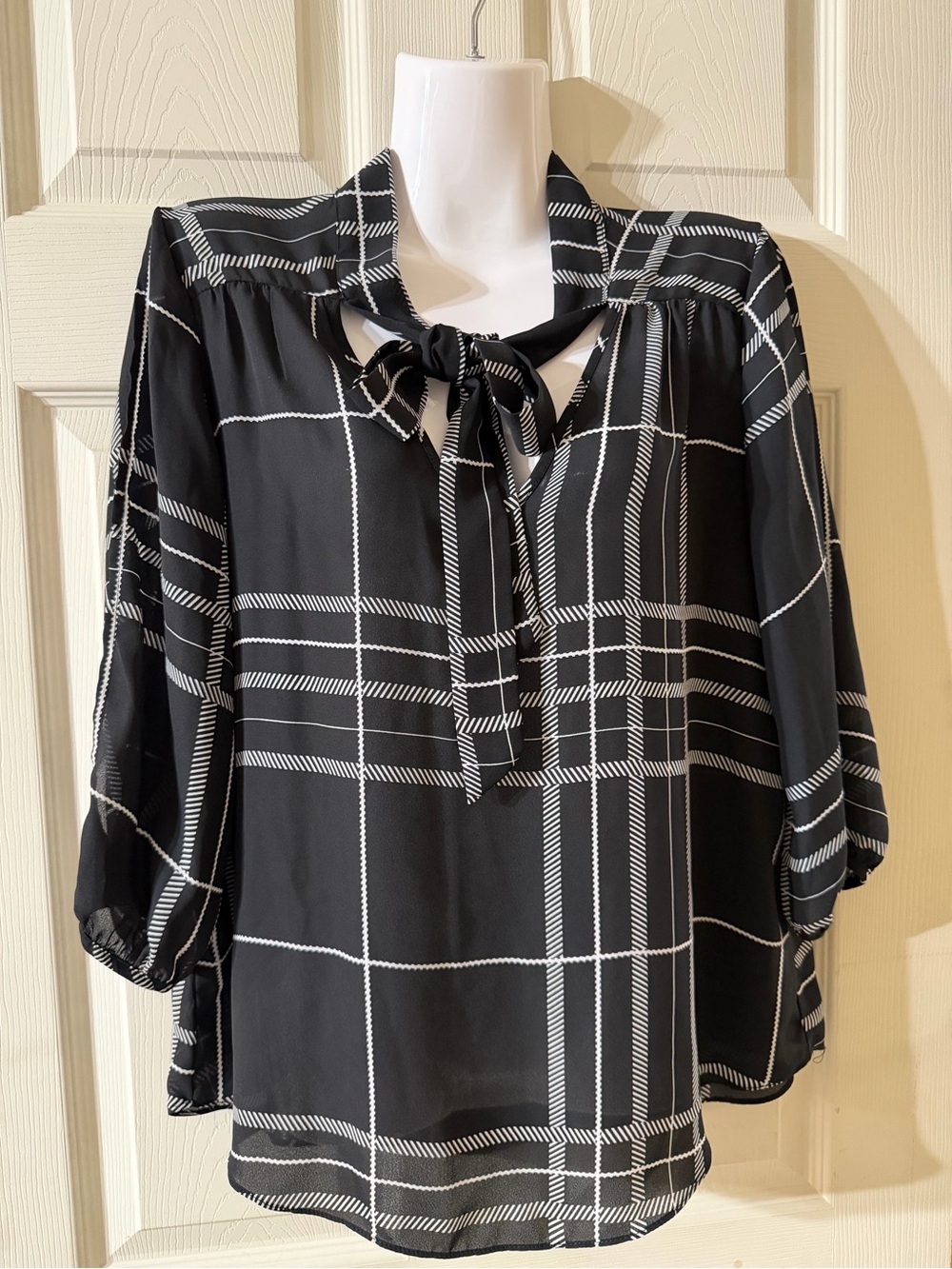 Iz Byer Black Windowpane Tie-Neck Blouse
